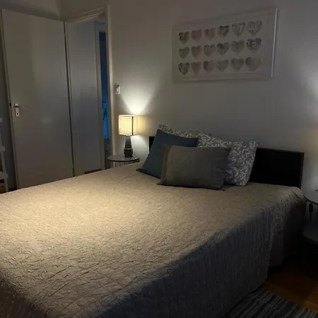 Apartment Standing In Ouchy -