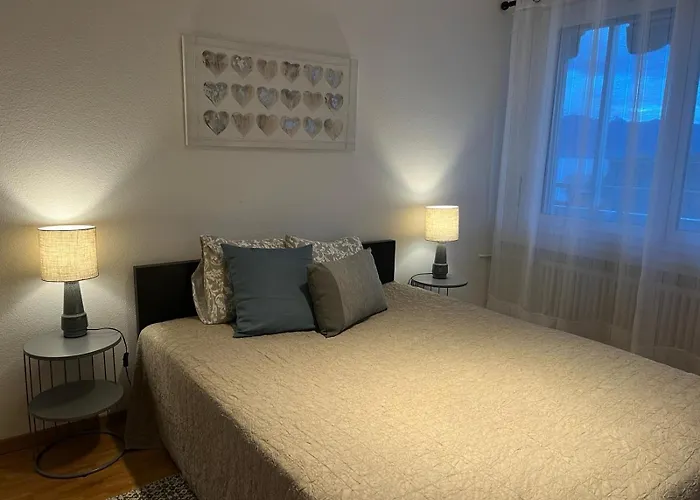 Lejlighed Standing In Ouchy - *